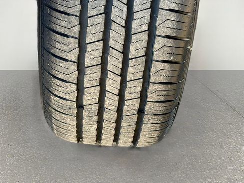 Used 2024 Dodge Durango GT AWD/4WD image 40