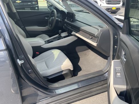 Used 2023 Honda Accord EX image 28