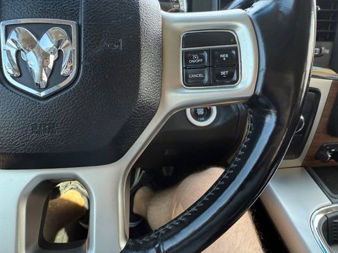 Used 2018 RAM 2500 Laramie w/ Convenience Group image 35