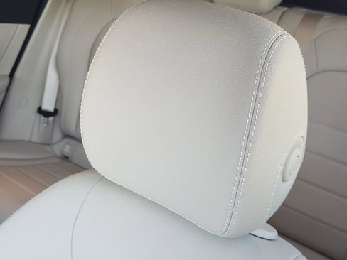 Used 2022 Mercedes-Benz GLC 300 image 25