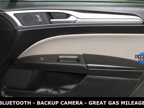 Used 2019 Ford Fusion S image 21