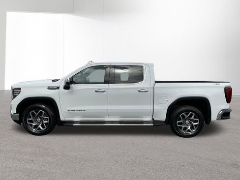 Used 2024 GMC Sierra 1500 SLT w/ SLT Premium Plus Package AWD/4WD image 7