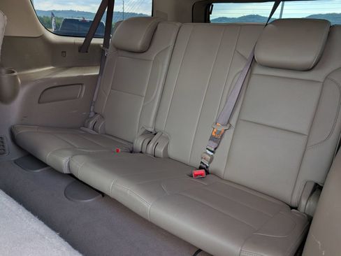 Used 2020 Chevrolet Suburban Premier RWD image 14