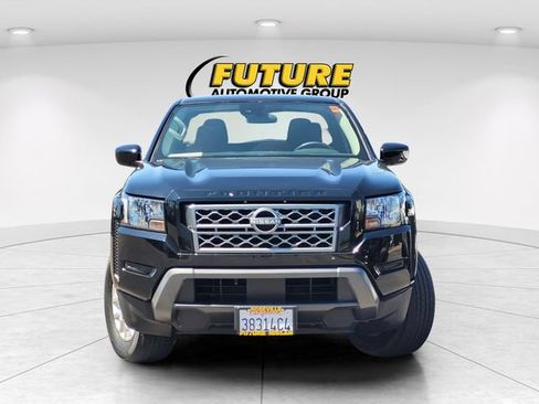 Certified 2023 Nissan Frontier SV RWD image 2