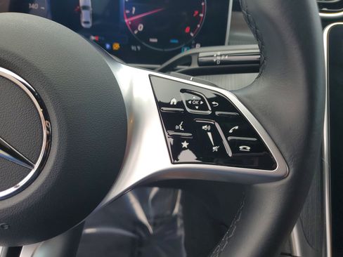 Used 2025 Mercedes-Benz C 300 Sedan image 20