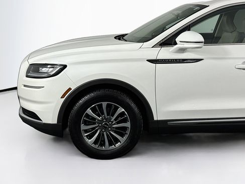 Used 2022 Lincoln Nautilus AWD w/ Premium Package image 38