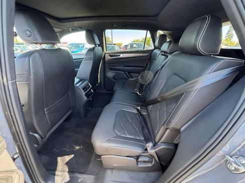 Used 2026 Volkswagen Atlas Cross Sport SE FWD image 29