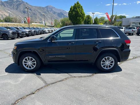 Used 2021 Jeep Grand Cherokee Laredo AWD/4WD image 15