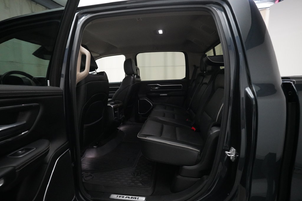 Used 2021 RAM 1500 Laramie AWD/4WD image 15