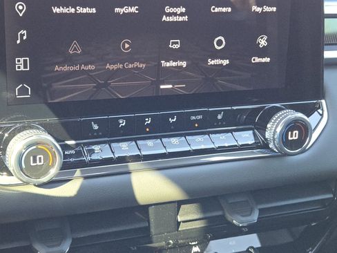 New 2026 GMC Canyon Elevation w/ Convenience Package image 32