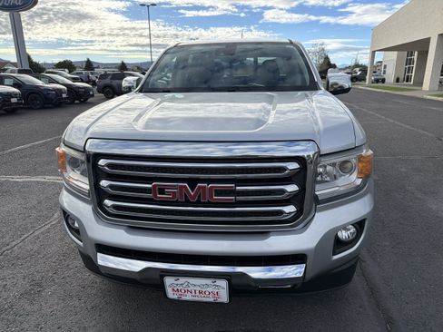 Used 2020 GMC Canyon SLT w/ Driver Alert Package AWD/4WD image 2