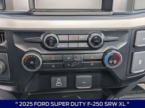 New 2025 Ford F250 XL w/ XL Chrome Package RWD image 21
