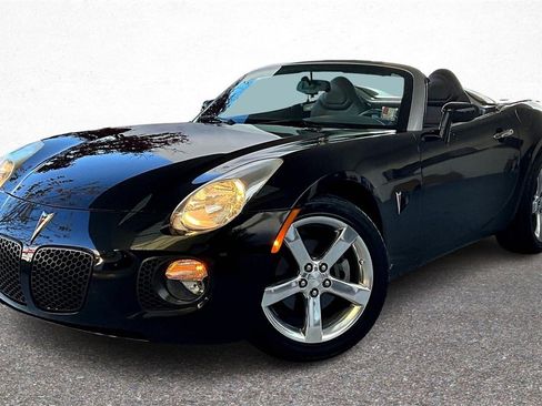 Used 2008 Pontiac Solstice GXP w/ Premium Package image 4
