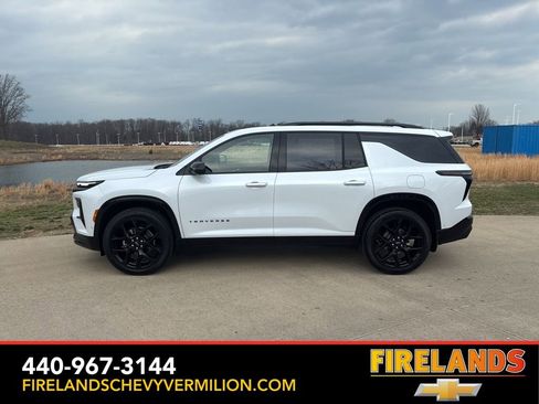 New 2026 Chevrolet Traverse RS image 6