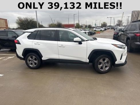 Used 2024 Toyota RAV4 XLE image 2