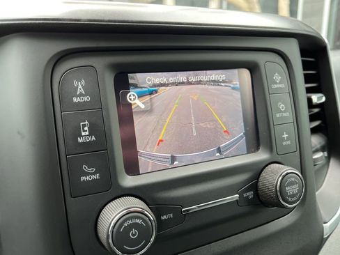 Used 2022 RAM 1500 Big Horn image 4