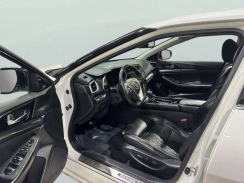 Used 2019 Nissan Maxima Platinum w/ Illumination Package FWD image 15