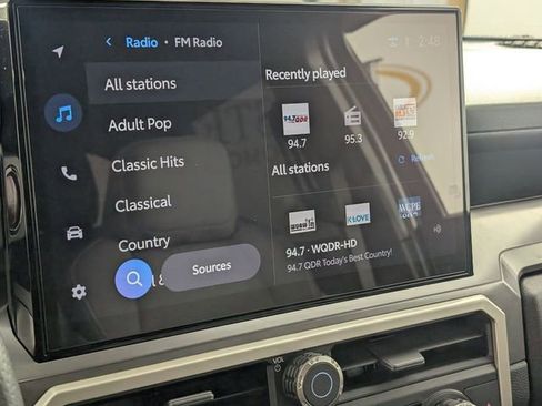 Used 2025 Toyota Tacoma TRD Sport image 18