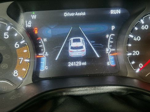 Used 2023 Jeep Compass Limited AWD/4WD image 19