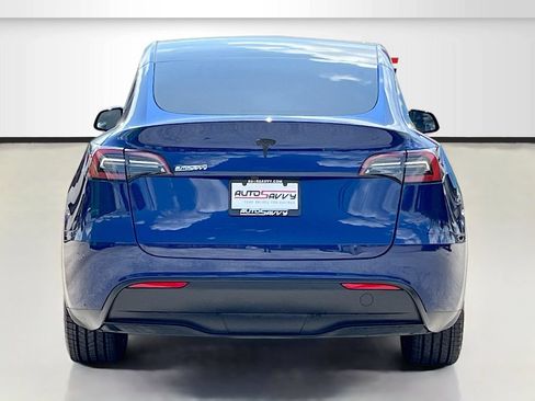 Used 2025 Tesla Model Y Long Range RWD image 6