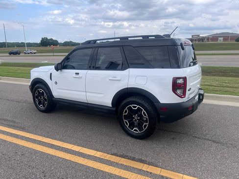 Used 2025 Ford Bronco Sport Outer Banks w/ Outer Banks Tech Package+ AWD/4WD image 12