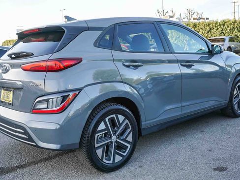 Used 2022 Hyundai Kona Limited image 6