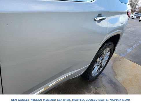 Used 2019 Chevrolet Traverse Premier image 12