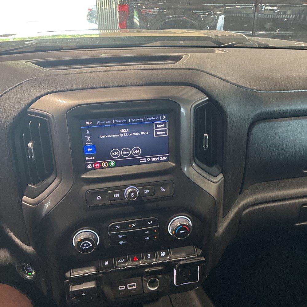 Used 2024 Chevrolet Silverado 2500 Custom w/ Custom Convenience Package AWD/4WD image 21
