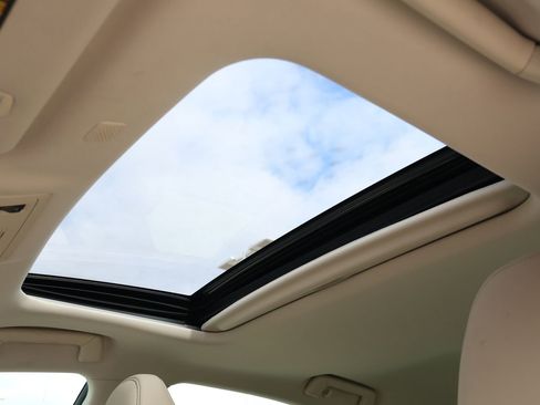 Used 2020 Lexus IS 300 w/ Premium Package image 3