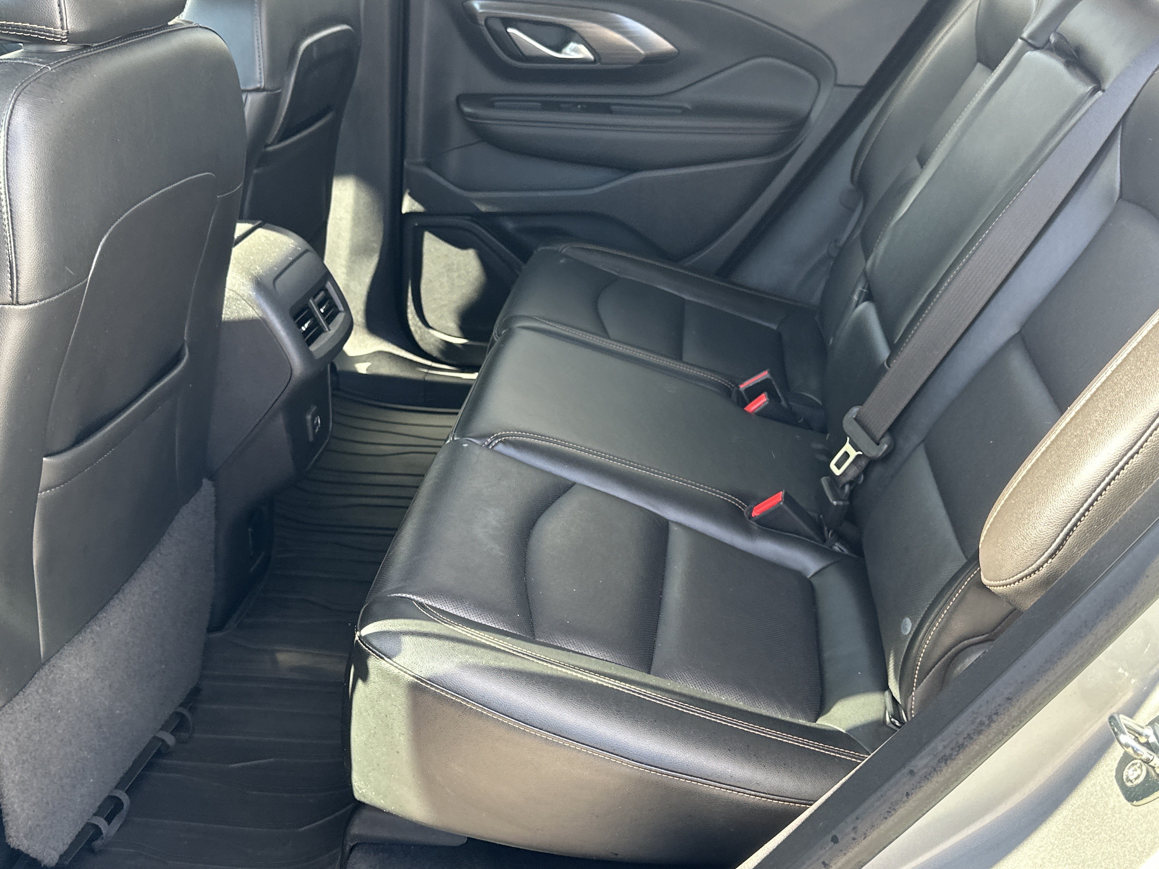 Used 2020 GMC Terrain SLT w/ Preferred Package FWD image 20