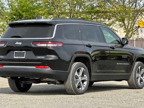 New 2026 Jeep Grand Cherokee L Limited AWD/4WD image 3