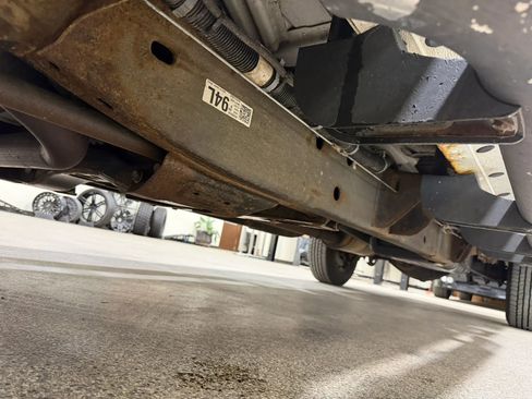 Used 2017 GMC Sierra 3500 4x4 Crew Cab w/ Snow Plow Prep Package image 68