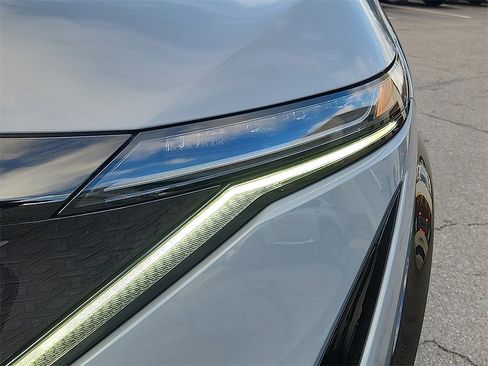 Used 2023 Nissan Ariya PLATINUM+ e-4ORCE image 9