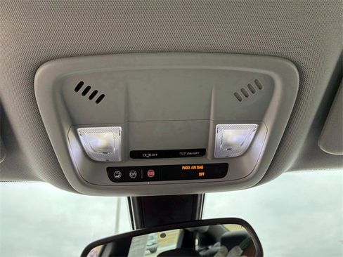 Used 2016 Chevrolet Malibu LT image 29