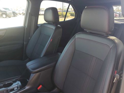Certified 2023 Chevrolet Equinox RS image 13