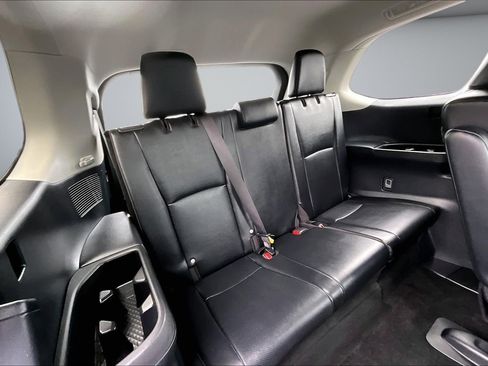 Used 2025 Toyota Grand Highlander FWD image 25