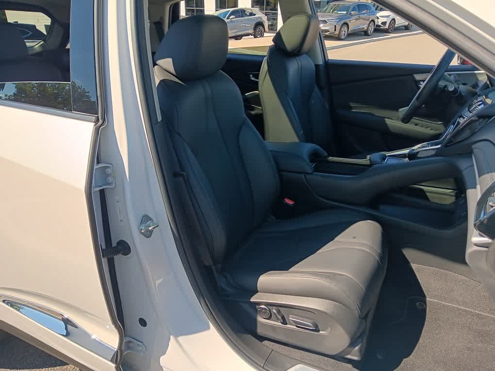 Used 2024 Acura RDX SH-AWD image 19
