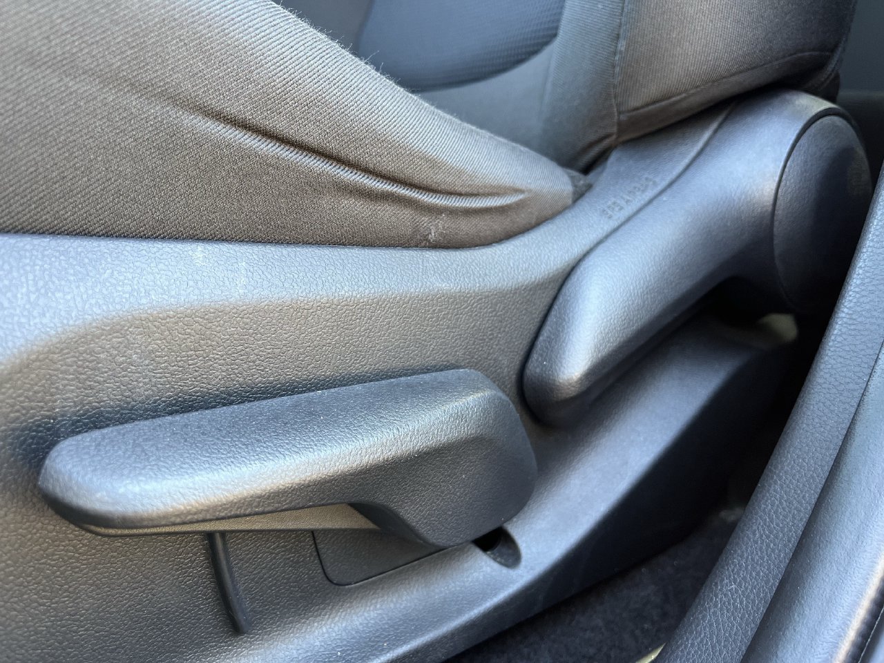 Used 2024 Toyota RAV4 LE FWD image 24