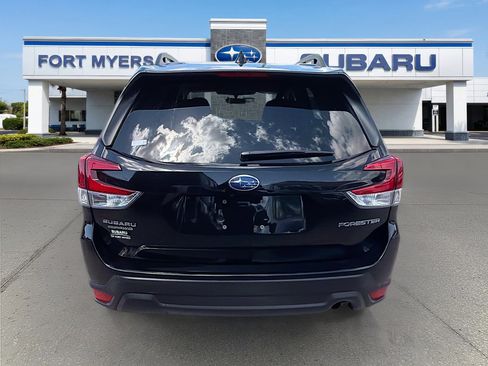 Certified 2023 Subaru Forester Premium image 4