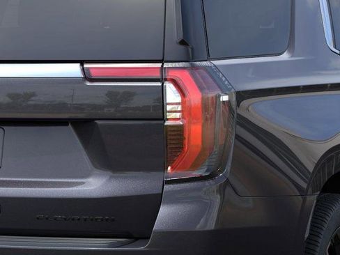 New 2026 GMC Yukon Elevation w/ Elevation Premium Package AWD/4WD image 11