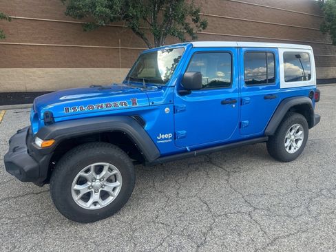 Used 2021 Jeep Wrangler Unlimited Sport AWD/4WD image 9