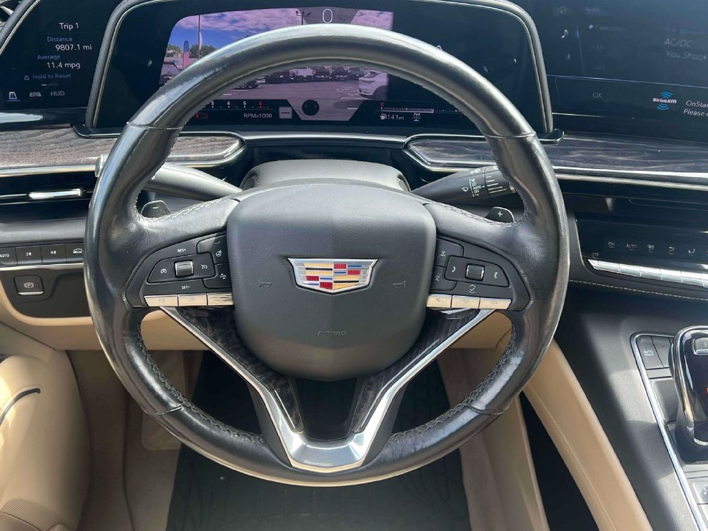 Used 2021 Cadillac Escalade Premium Luxury AWD/4WD image 15