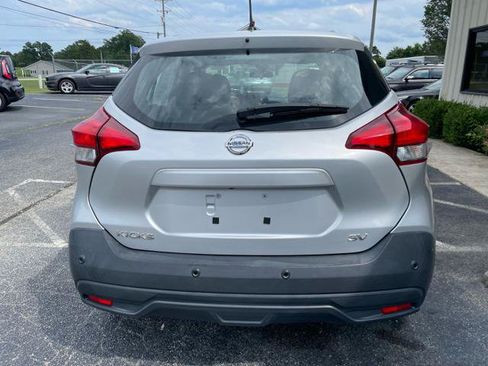 Used 2020 Nissan Kicks SV FWD image 7