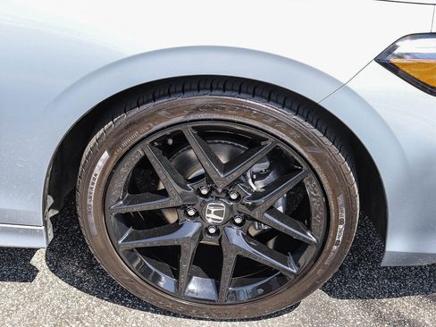 Certified 2025 Honda Civic Sport image 7