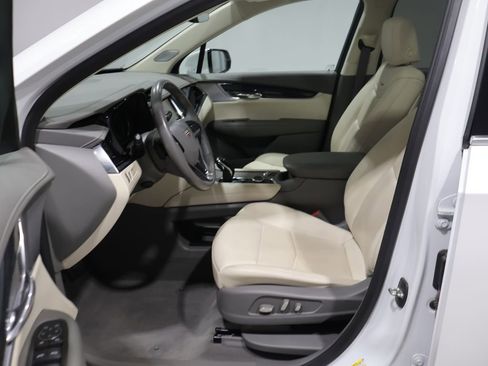 Used 2023 Cadillac XT6 Premium Luxury AWD/4WD image 12