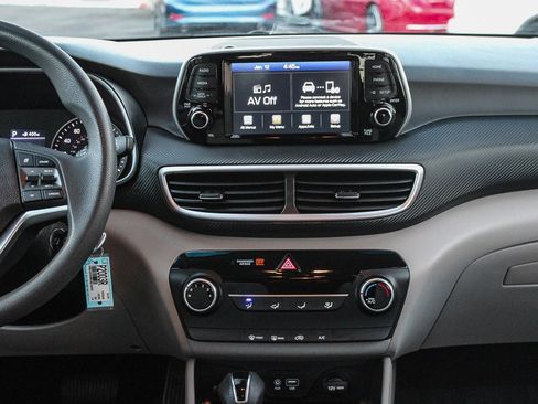Used 2019 Hyundai Tucson SE image 14