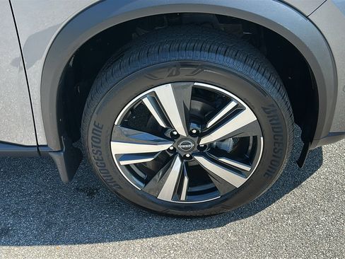 Certified 2023 Nissan Rogue SL w/ SL Premium Package AWD/4WD image 8