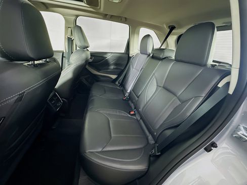 Used 2024 Subaru Forester Limited image 27