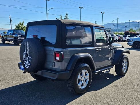 Used 2021 Jeep Wrangler Sport AWD/4WD image 6
