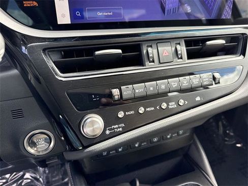Certified 2024 Lexus ES 350 w/ Luxury Package image 19